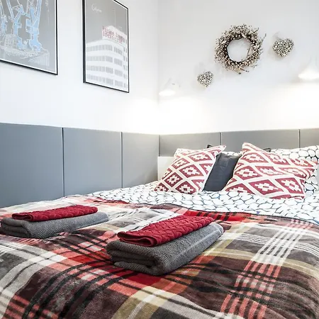 Διαμέρισμα Family Comfort Apartament Old Town - Studio & Sofa, 1 Bedroom, Parking